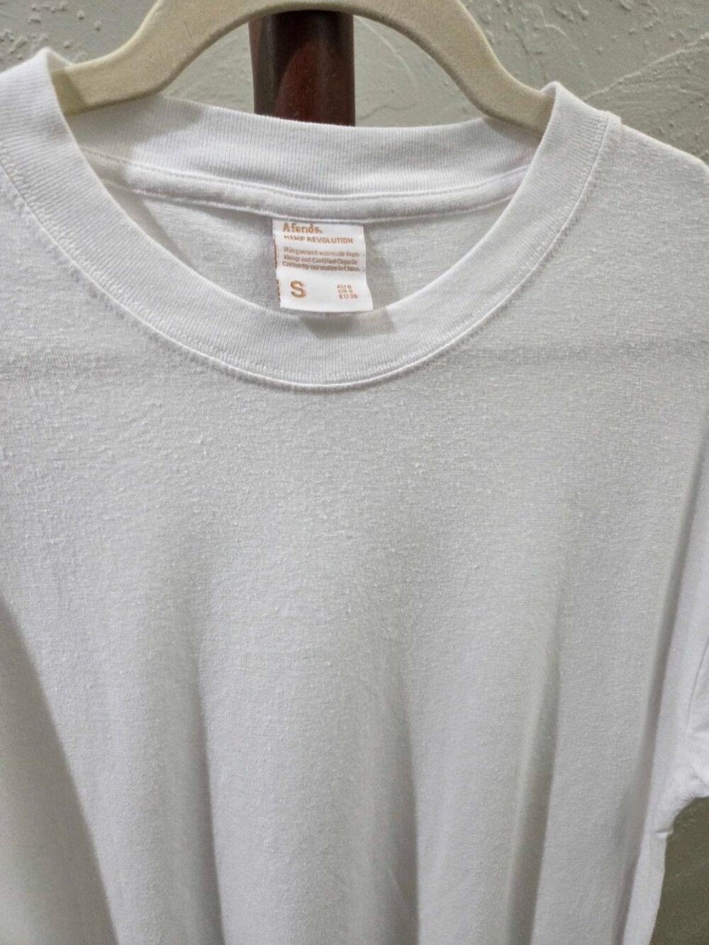 Organic Cotton Blend White T-Shirt - Picture 3 of 4